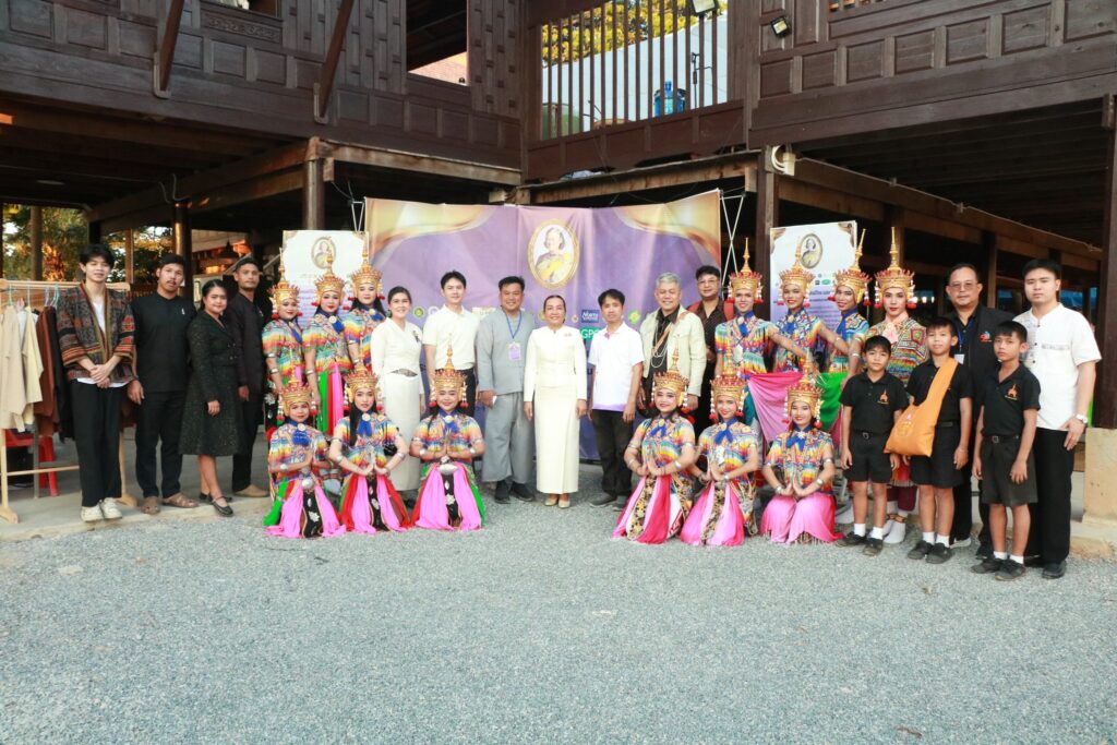 สำนักศิลปะและวัฒนธรรม มรส. ร่วมเผยแพร่ศิลปวัฒนธรรมภาคใต้ระดับชาติ ในงานมหกรรมดนตรีไทย–นาฏศิลป์ไทย จังหวัดลำพูน